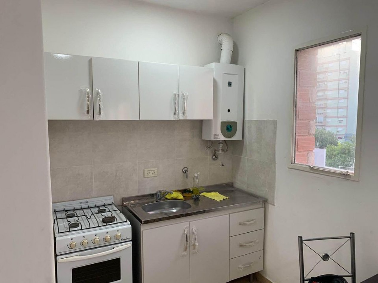 DEPARTAMENTO AMOBLADO EN VENTA ZONA PARQUE