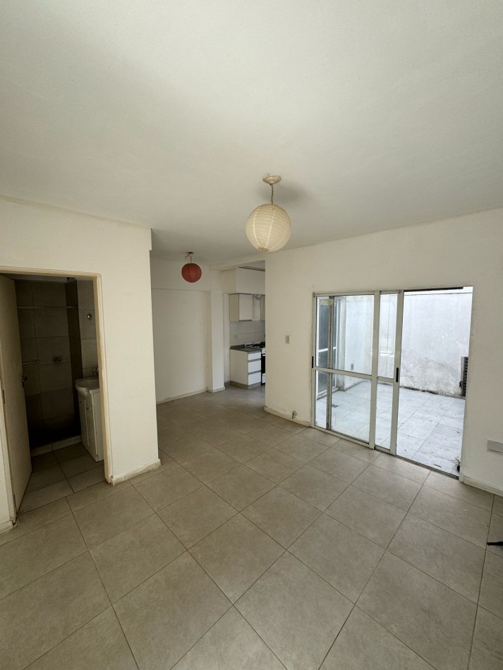 VENTA DEPARTAMENTO  PLANTA BAJA CON 2 PATIOS