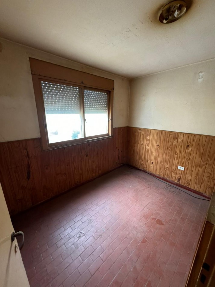 SE VENDE DEPARTAMENTO 3 DORMITORIOS Y COCHERA