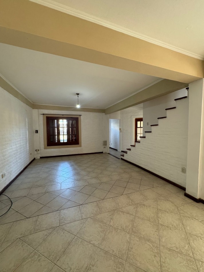 CASA EN VENTA ZONA AYACUCHO Y BROWN