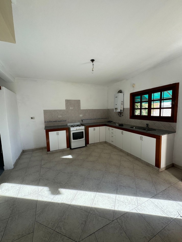 CASA EN VENTA ZONA AYACUCHO Y BROWN