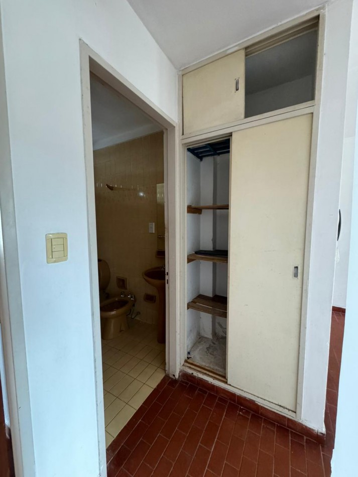 DEPARTAMENTO EN VENTA 2 DORMITORIOS Y COCHERA 